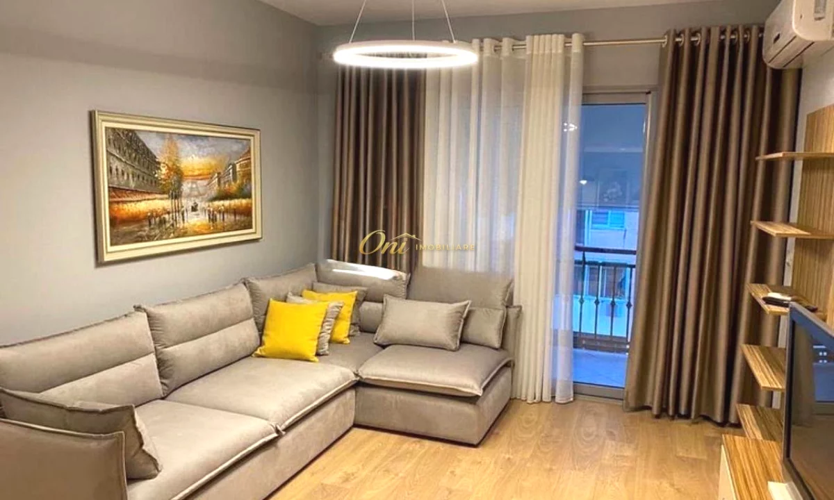 House for Rent Apartment in Tirana, 2+1, Furniture Furnished, Payment 75,000  Leke.