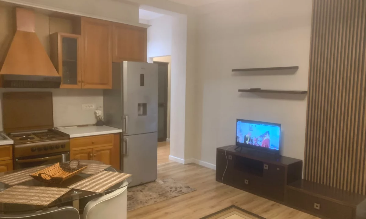 House for Rent Apartment in Tirana, 1+1, Furniture Furnished, Payment 38,000  Leke.