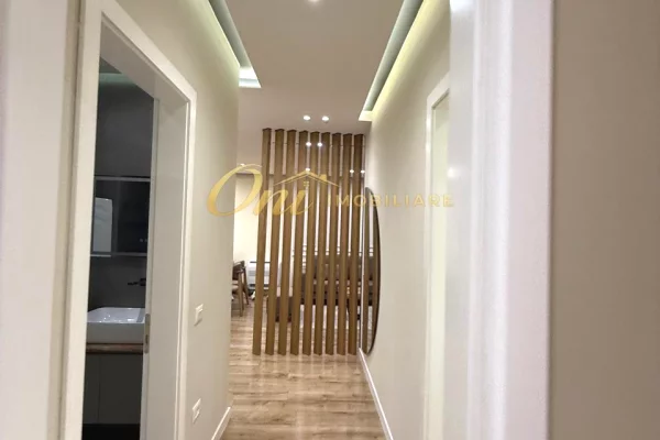 Shtepi me qera Apartament ne Tirane, 2+1, Mobilimi E mobiluar, Pagesa 1,500  Euro.