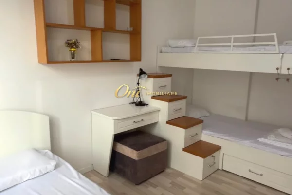 Shtepi me qera Apartament ne Tirane, 2+1, Mobilimi E mobiluar, Pagesa 120,000  Leke.