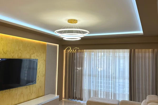 Shtepi me qera Apartament ne Tirane, 3+1, Mobilimi E mobiluar, Pagesa 1,500  Euro.
