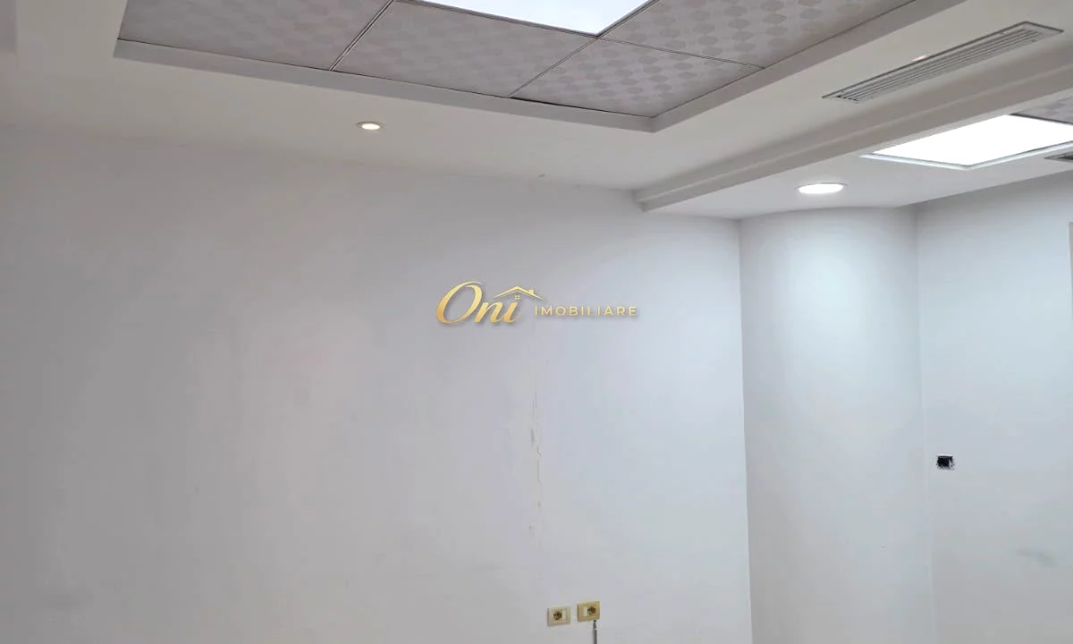 KULLAT BINJAKE, AMBIENT ZYRE PER QERA 