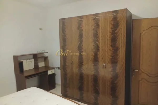 Shtepi me qera Apartament ne Tirane, 1+1, Mobilimi E mobiluar, Pagesa 400  Euro.