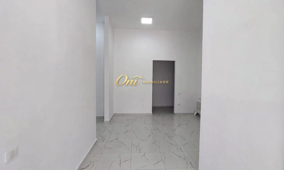 RRUGA E DURRESIT, AMBIENT ZYRE PER QERA 