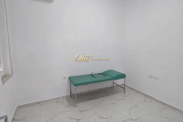 RRUGA E DURRESIT, AMBIENT ZYRE  92M2 PER QERA 