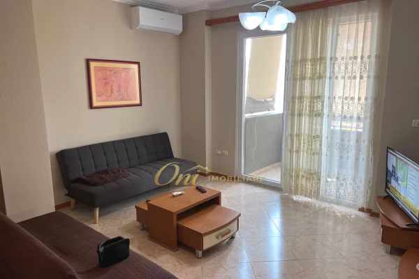 RRUGA E KOSOVAREVE, APARTAMENT PER QERA