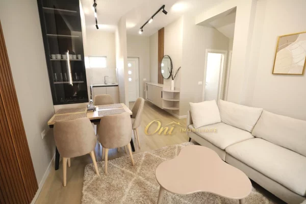 House for Rent Apartment in Tirana, 2+1, Furniture Furnished, Payment 70,000  Leke.