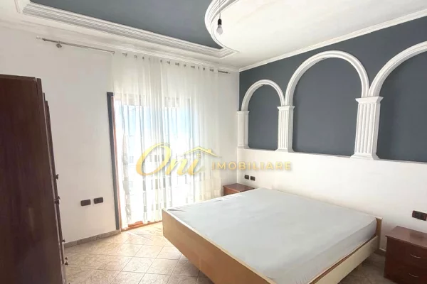 Shtepi me qera Apartament ne Tirane, 2+1, Mobilimi E mobiluar, Pagesa 60,000  Leke.