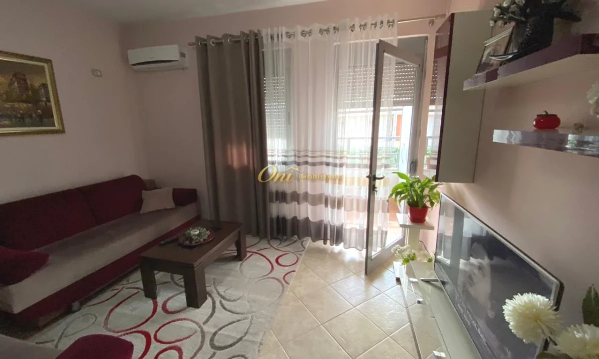 Shtepi me qera Apartament ne Tirane, 2+1, Mobilimi E mobiluar, Pagesa 70,000  Leke.