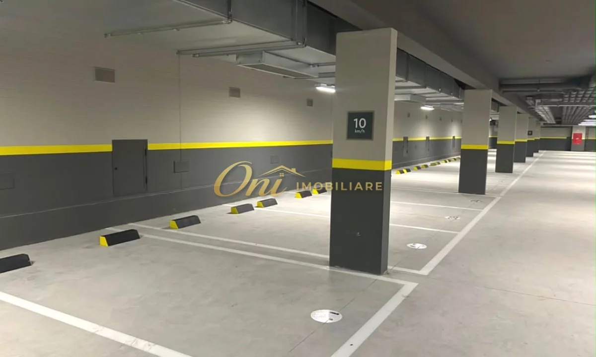 RRUGA E BARRIKADAVE, SHITEN 2 POSTE PARKIMI