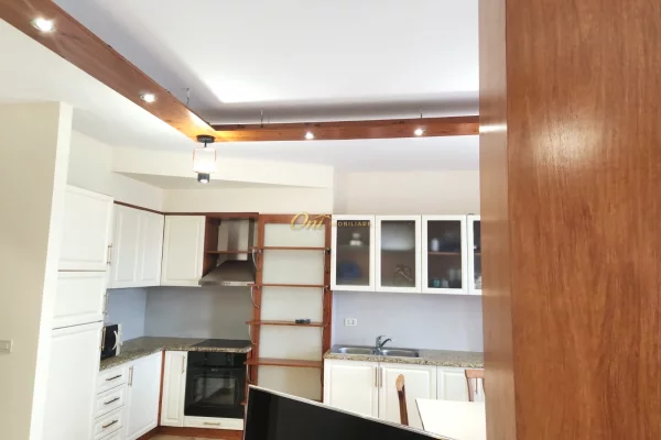 Shtepi me qera Apartament ne Tirane, 2+1, Mobilimi E mobiluar, Pagesa 1,500  Euro.