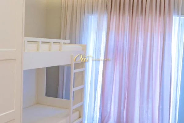Shtepi ne shitje Apartament ne Tirane, 2+1, Mobilimi E mobiluar, Pagesa 31,500,000  Leke.