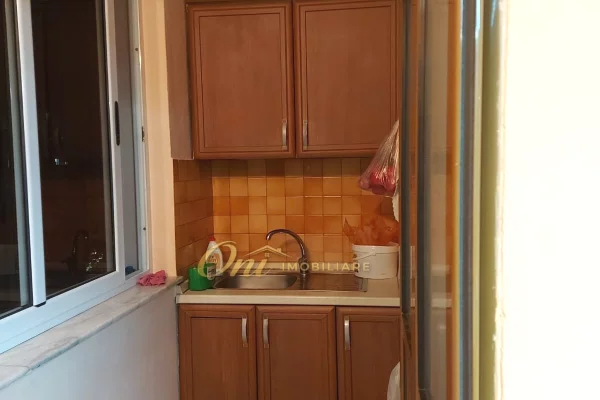 Shtepi ne shitje Apartament ne Tirane, 2+1, Mobilimi E mobiluar, Pagesa 14,700,000  Leke.