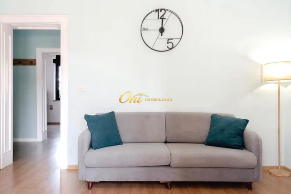 Shtepi me qera Apartament ne Tirane, 3+1, Mobilimi E mobiluar, Pagesa 70,000  Leke.