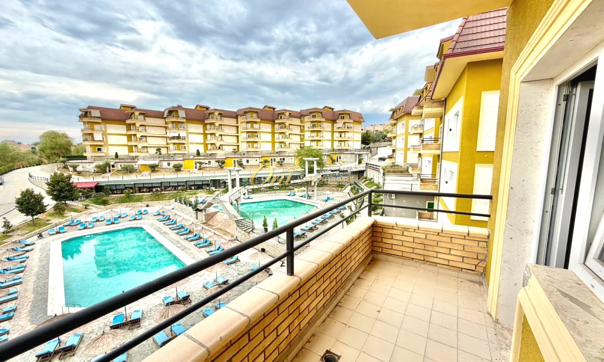 Casa in vendita Appartamento a Tirana, 1+1, Ambiente Vuoto, Pagamento 151,400  Euro.