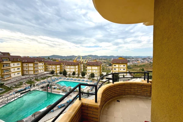Casa in vendita Appartamento a Tirana, 3+1, Ambiente Vuoto, Pagamento 286,500  Euro.