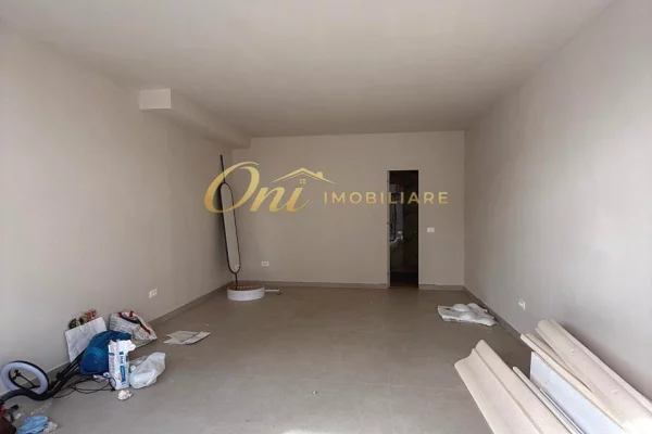SELITE, AMBIENT BIZNESI PER QERA 