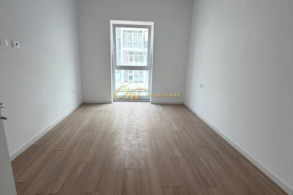 KOMUNA E PARISIT, AMBIENT ZYRE PER QERA 