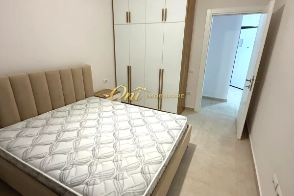Shtepi me qera Apartament ne Tirane, 1+1, Mobilimi E mobiluar, Pagesa 55,000  Leke.