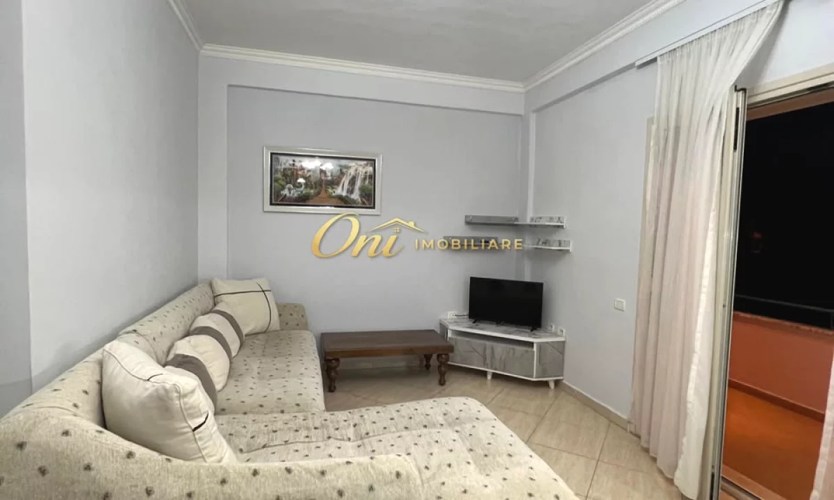 Shtepi me qera Apartament ne Tirane, 2+1, Mobilimi E mobiluar, Pagesa 50,000  Leke.