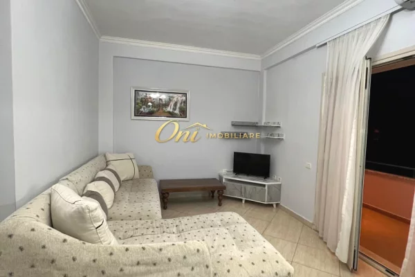 Shtepi me qera 2+1 ne Tirane - 50,000 Leke