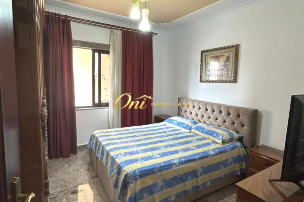 Shtepi me qera Apartament ne Tirane, 2+1, Mobilimi E mobiluar, Pagesa 90,000  Leke.