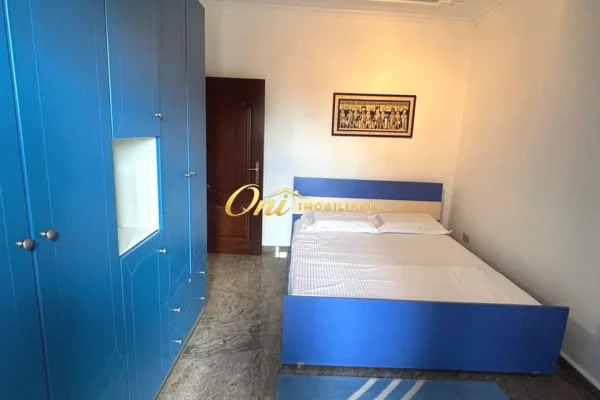 Shtepi me qera Apartament ne Tirane, 2+1, Mobilimi E mobiluar, Pagesa 90,000  Leke.