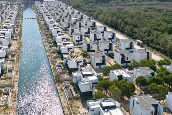 Shtepi ne shitje Apartament ne Durres, 1+1, Mobilimi Bosh, pa mobiluar, Pagesa 203,500  Euro.