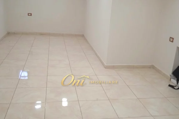 Ambient biznesi me qera 1+1 ne Tirane - 45,000 Leke