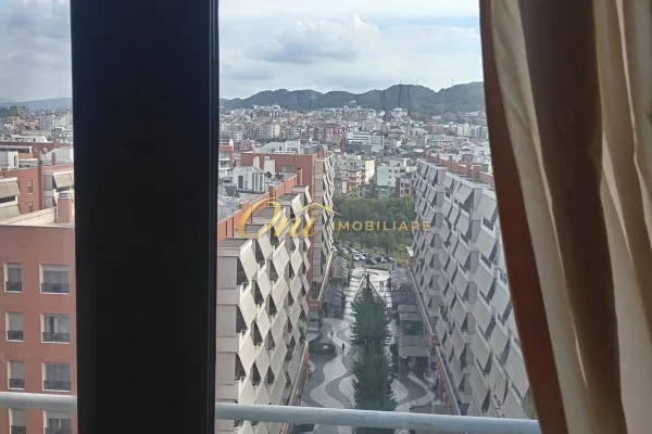 Shtepi me qera Apartament ne Tirane, 3+1, Mobilimi E mobiluar, Pagesa 800  Euro.