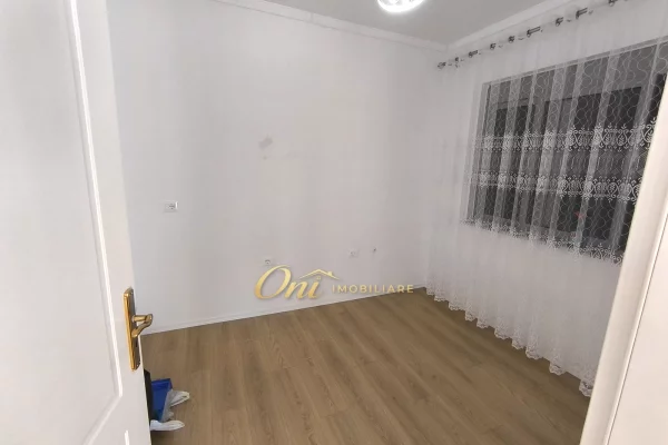 Shtepi ne shitje Apartament ne Tirane, 2+1, Mobilimi E mobiluar, Pagesa 12,500,000  Leke.