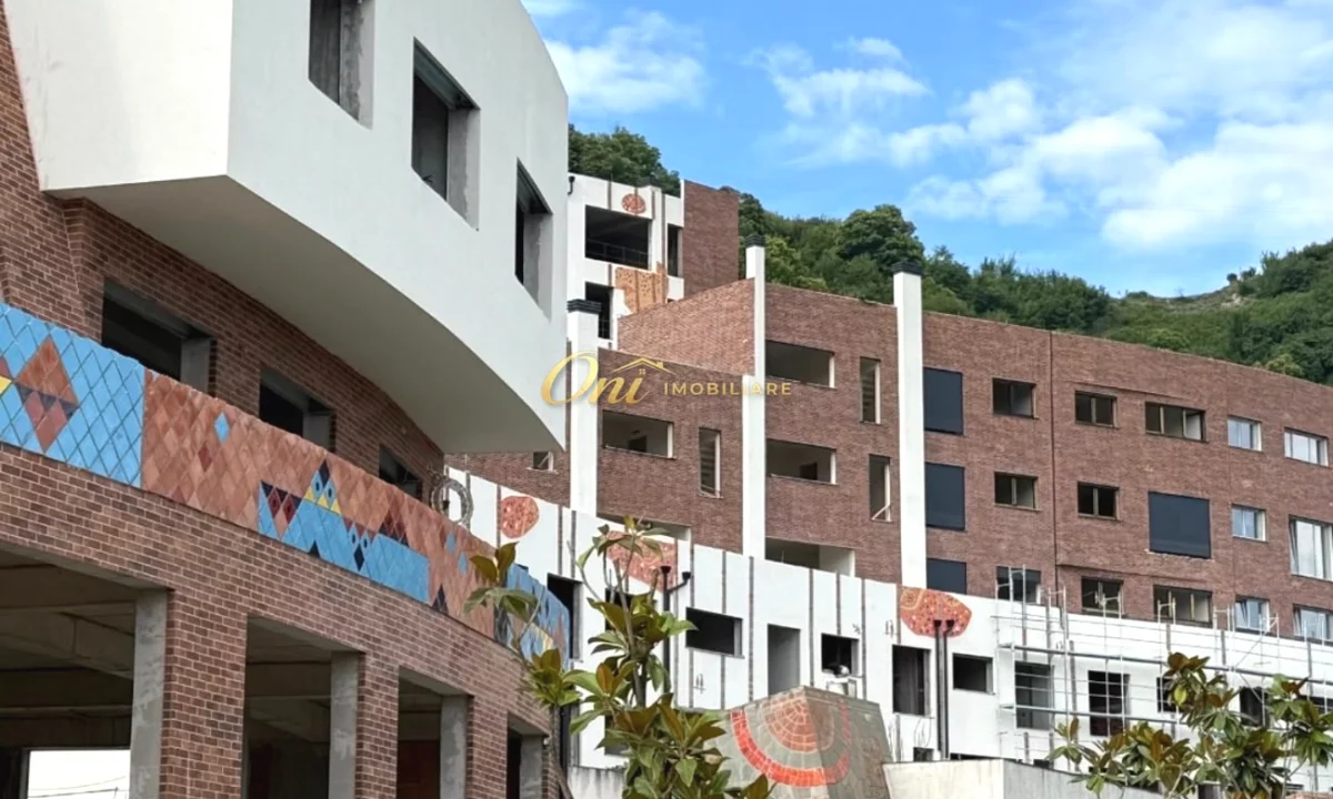 Shtepi ne shitje Apartament ne Tirane, 1+1, Mobilimi Bosh, pa mobiluar, Pagesa 131,400  Euro.