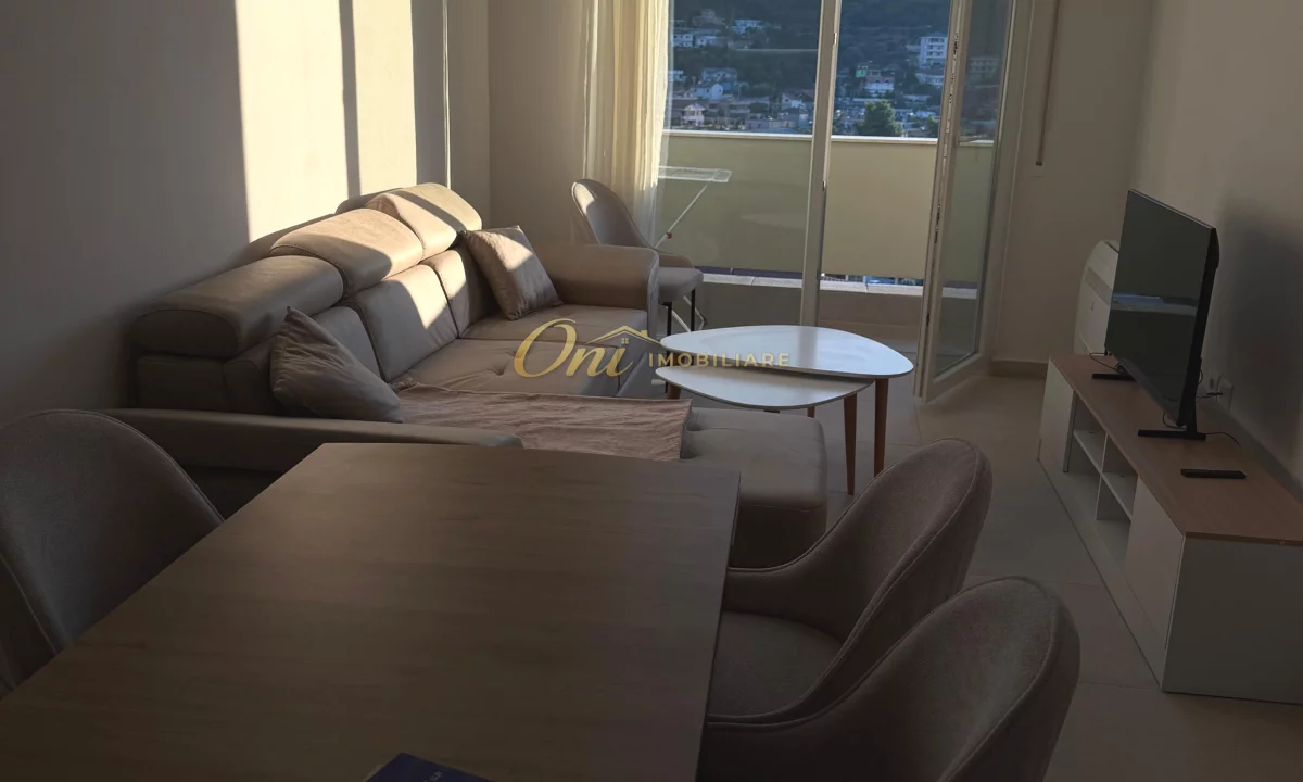 Shtepi me qera Apartament ne Tirane, 1+1, Mobilimi E mobiluar, Pagesa 50,000  Leke.