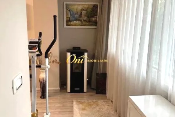 Shtepi me qera Apartament ne Tirane, 2+1, Mobilimi E mobiluar, Pagesa 900  Euro.