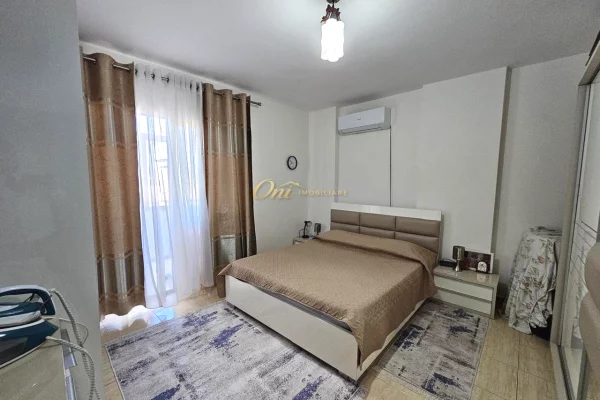 Shtepi me qera Apartament ne Tirane, 1+1, Mobilimi E mobiluar, Pagesa 700  Euro.