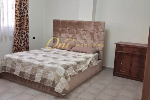 Shtepi me qera Apartament ne Tirane, 1+1, Mobilimi E mobiluar, Pagesa 65,000  Leke.