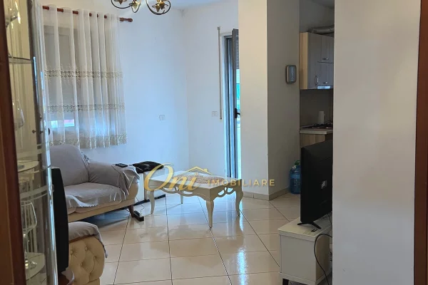 Shtepi ne shitje Apartament ne Fier, 2+1, Mobilimi E mobiluar, Pagesa 12,000,000  Leke.