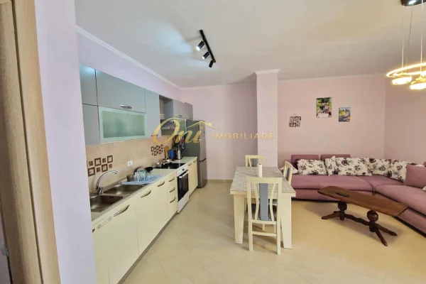 Shtepi me qera Apartament ne Tirane, 2+1, Mobilimi E mobiluar, Pagesa 45,000  Leke.