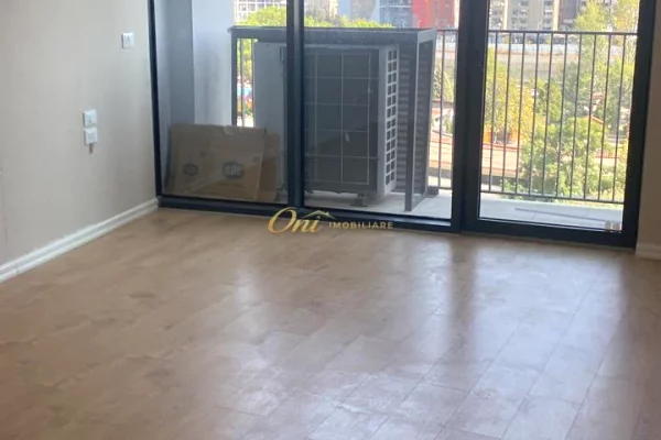 Ambient biznesi me qera 3+1 ne Tirane - 1,600 Euro