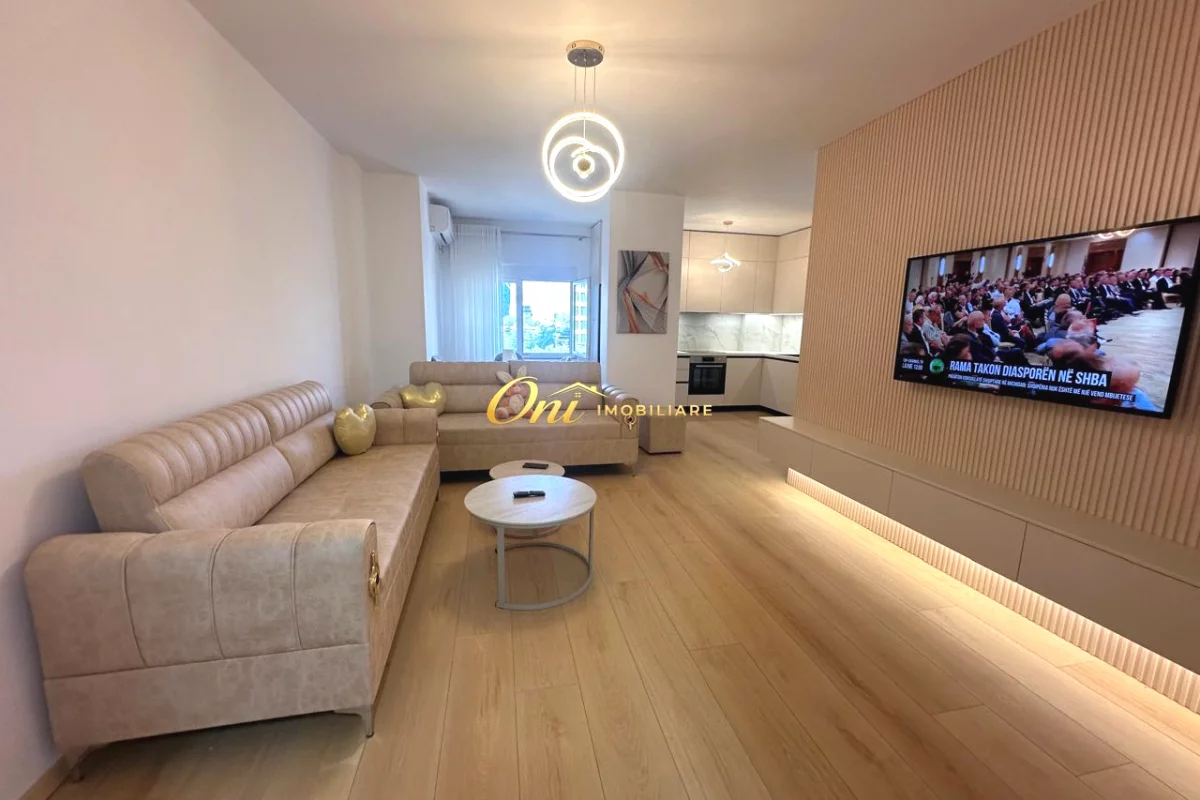 Shtepi me qera Apartament ne Tirane, 2+1, Mobilimi E mobiluar, Pagesa 1,000  Euro.