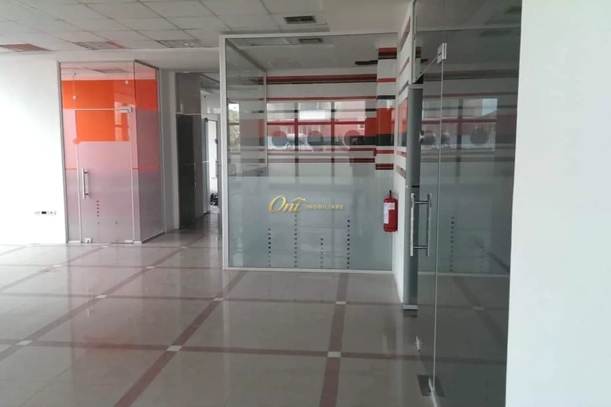 KOMUNA E PARISIT AMBIENT ZYRE PER QERA 