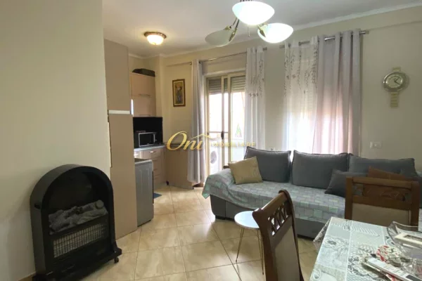Shtepi me qera 1+1 ne Tirane - 550 Euro