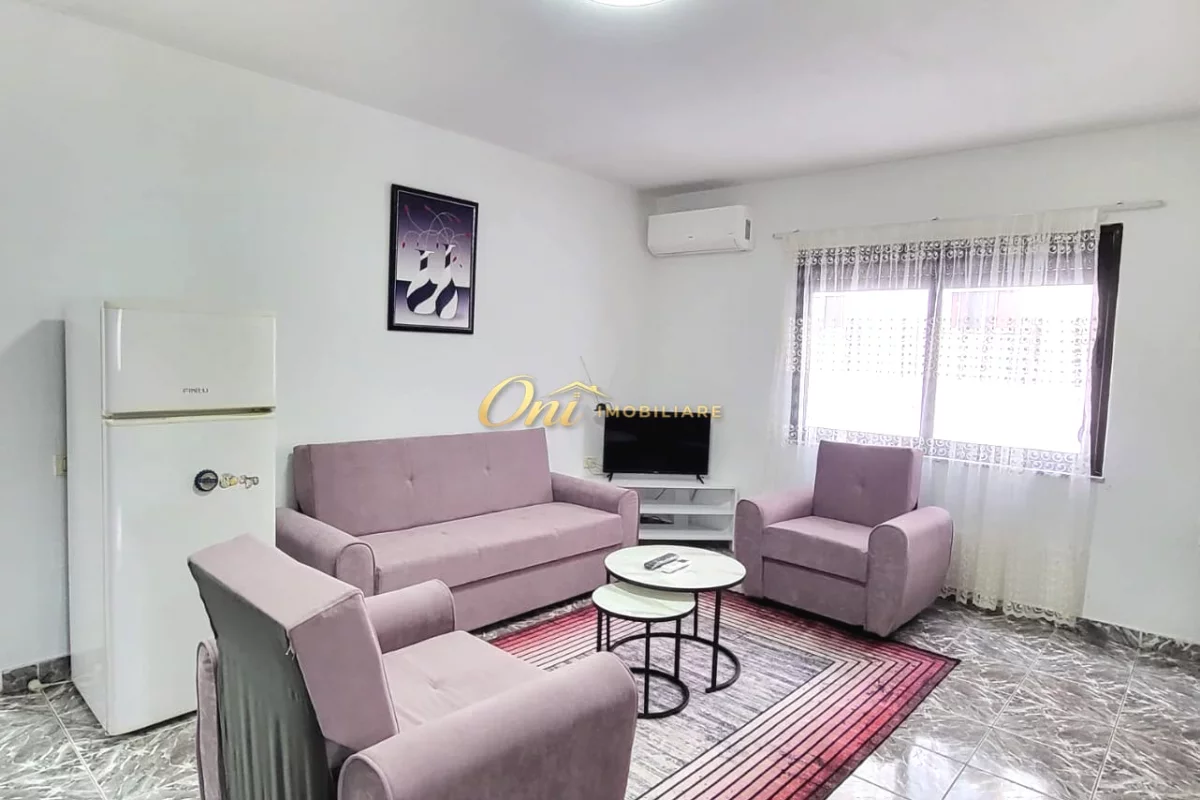 Shtepi me qera Apartament ne Tirane, 2+1, Mobilimi E mobiluar, Pagesa 65,000  Leke.