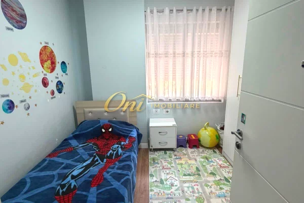 Shtepi me qera Apartament ne Tirane, 2+1, Mobilimi E mobiluar, Pagesa 50,000  Leke.