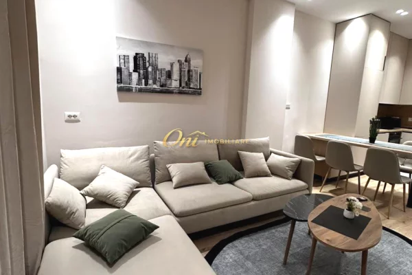 LAPARAKE APARTAMENT PER QERA 2+1+2