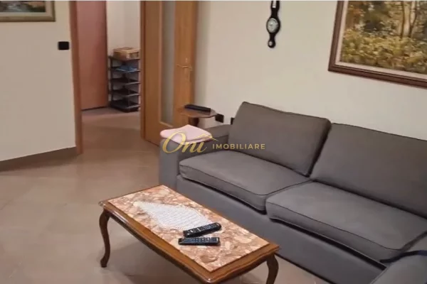 Shtepi me qera Apartament ne Tirane, 1+1, Mobilimi E mobiluar, Pagesa 60,000  Leke.