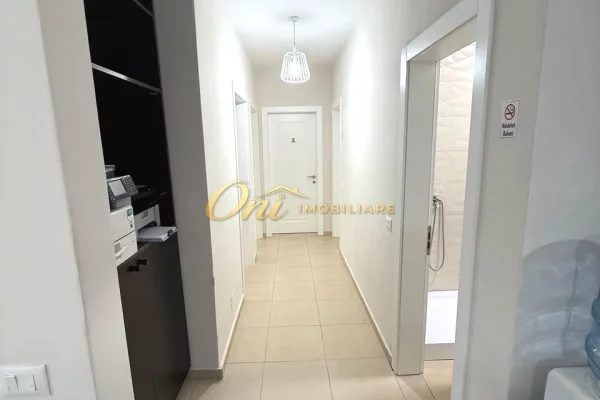 RRUGA E KAVAJES AMBIENT ZYRE 120M2 PER QERA 