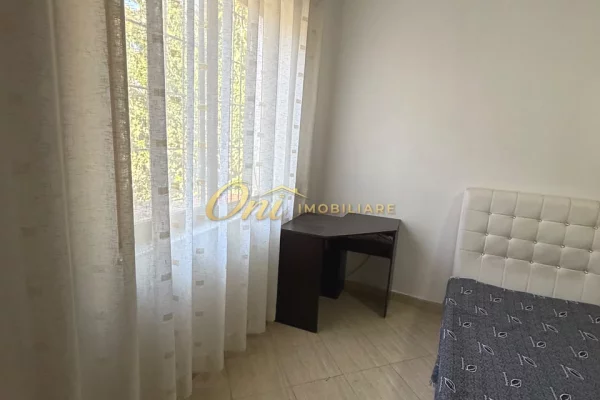 Shtepi me qera Apartament ne Tirane, 2+1, Mobilimi E mobiluar, Pagesa 70,000  Leke.