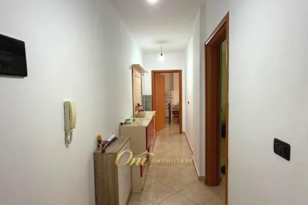 Shtepi me qera Apartament ne Tirane, 1+1, Mobilimi E mobiluar, Pagesa 40,000  Leke.
