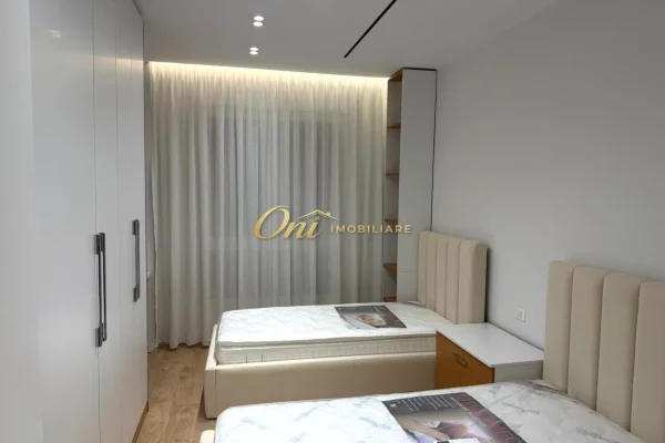 Shtepi me qera Apartament ne Tirane, 2+1, Mobilimi E mobiluar, Pagesa 75,000  Leke.